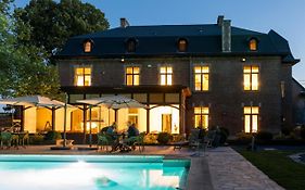 Relais M